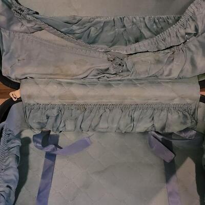 Lot 195: Vintage Blue Gray Suitcase 