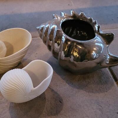 Lot 198: Decorative Ceramic Shells - Perfect for Air Plants