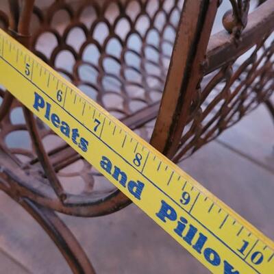 Lot 203: Metal Magazine Stand