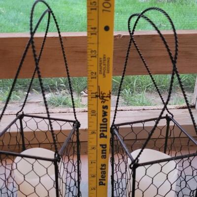 Lot 204: Chicken Wire Baskets/Candleholders 