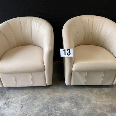 LOT#P13: Natuzzi Leather Barrel Chairs