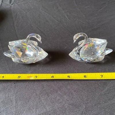 LOT#L28: Pair of Swarovski Crystal Bridal Swans