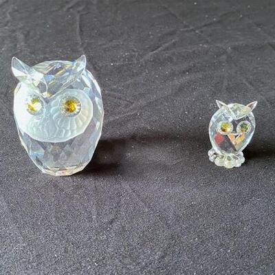 LOT#L45: Pair of Swarovski Crystal Owls