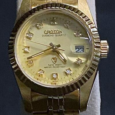 LOT#D73: Croton Ladies Gold Plated Watch with Diamonds*