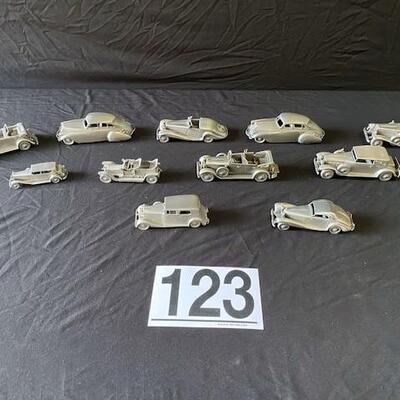 LOT#T123: Vintage Collectible Pewter Cars