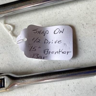 LOT#W211: Snap-On Long Rachet & Breaker Bar Set