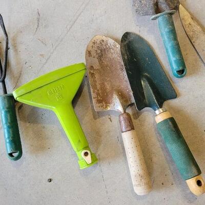 Lot 213: Assortment of Garden Hand Tools 