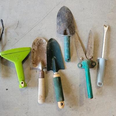 Lot 213: Assortment of Garden Hand Tools 