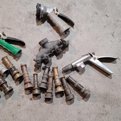 Lot 225: Assortment of Garden Hose Sprayers 