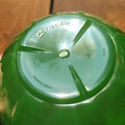 Lot 230: Precidio Green Plastic Salad Serving Bowl, Serving Utensils and (4) Individual Salad Bowls