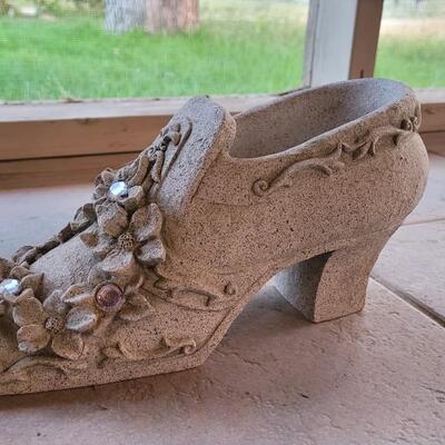 Lot 241: Ganz Stone Shoe