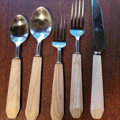 Lot 242: Wood Handle Flatware made in India 