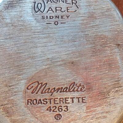 Lot 249: Vintage Wagner Ware Magnalite 4265-P, 4263 & 4269