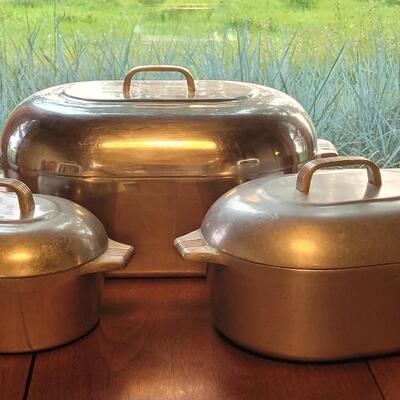 Lot 249: Vintage Wagner Ware Magnalite 4265-P, 4263 & 4269