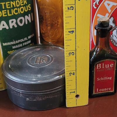 Lot 255: Vintage Tin & Bottles Lot