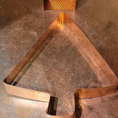 Lot 258: Copper Tin and Cake Mold