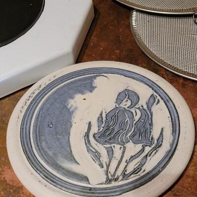 Lot 267: Trivets