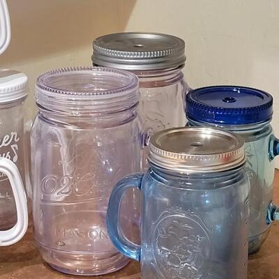 Lot 271: Mixed Mason Style Plastic Jar Travel Cups