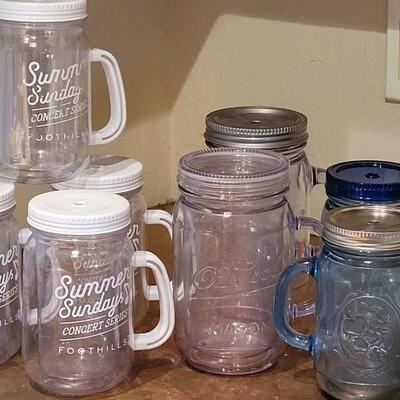 Lot 271: Mixed Mason Style Plastic Jar Travel Cups