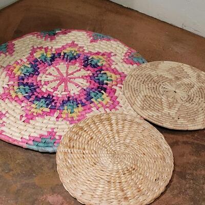 Lot 272: Mixed Rattan Trivets