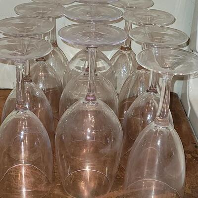 Lot 278: Stemware Lot 7 white wine, 3 red wine