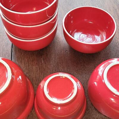 Lot 281: Unmarked Red Mixed Bowls