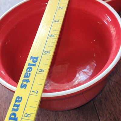 Lot 281: Unmarked Red Mixed Bowls