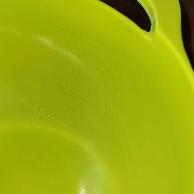 Lot 282: Lime Green Bowls