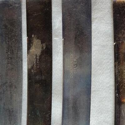 Lot 298: Columbine '34 Flatware 