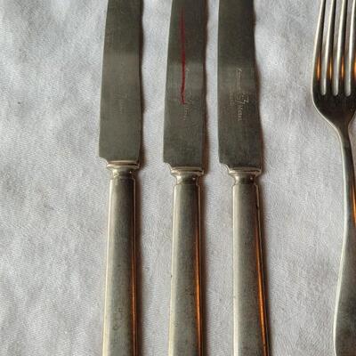 Lot 299: Keystone Metal Flatware