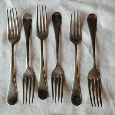 Lot 301: Antique Albert Pick & Co. Flatware Monogrammed "Pells"