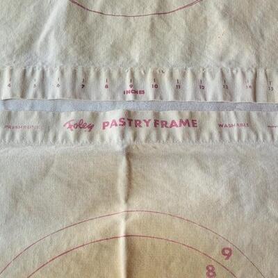 Lot 306: Foley Pastry Frames (3)
