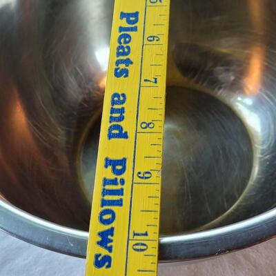 Lot 307: Stainless Bowls Lot