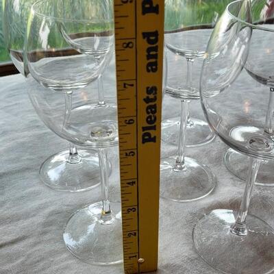 Lot 311:  Wine Glasses (7)