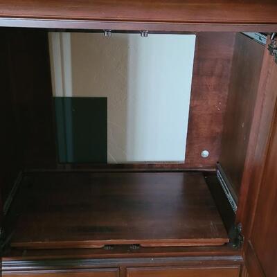 Lot 315: Ethan Allen Media Cabinet