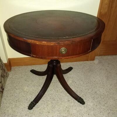 Vintage Duncan Phyfe Drum Table 