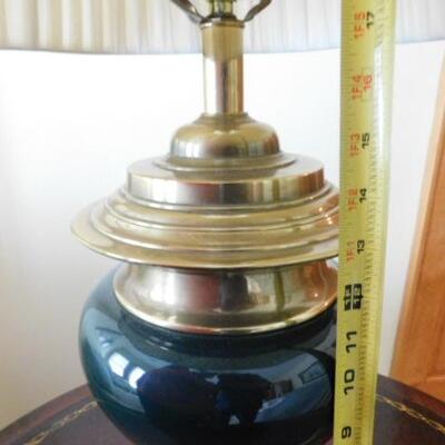 Nice Brass and Ceramic Table Lamp