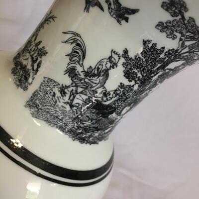 Vintage Dechang  Taoci Large Black and White Toile Vase  14 inch 