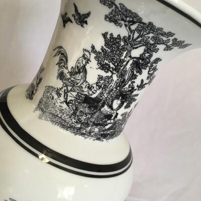 Vintage Dechang  Taoci Large Black and White Toile Vase  14 inch 