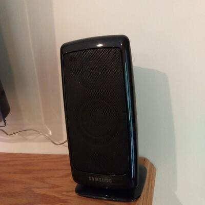 Samsung Surround Sound System with Sound Bar and Speakers (Electronic Components Only)