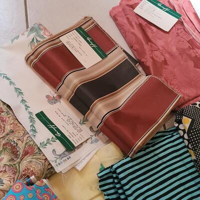 Lot 326: Tote of Assorted Fabrocs #6