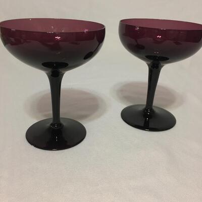 Pair Purple Amethyst Blown Glass Coupe Champagne Goblets Toasting Glass