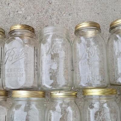 Lot 329: Assortment of (32) Vintage Quart Mason Jars