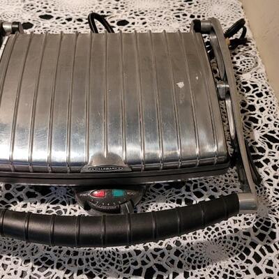 Lot 341: Villaware Belgian Waffle Maker