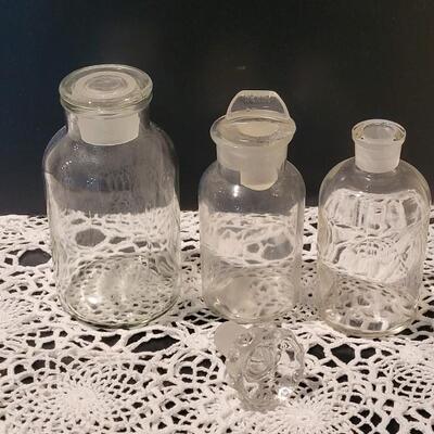 Lot 351: Antique Apothecary Jars 