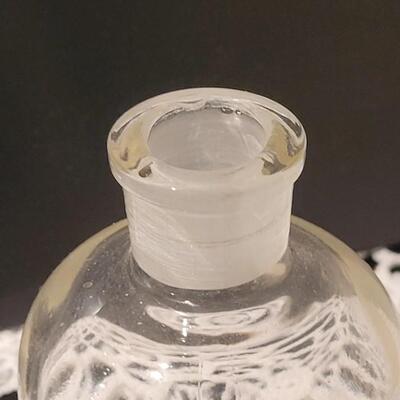 Lot 351: Antique Apothecary Jars 