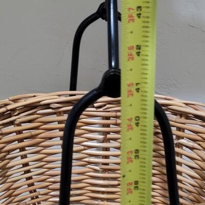 Lot 354:  (3) Baskets with Stand