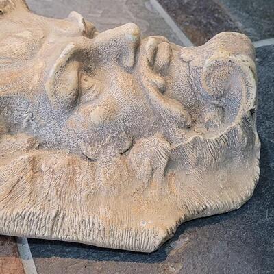 Lot 358: Stone Head Deco