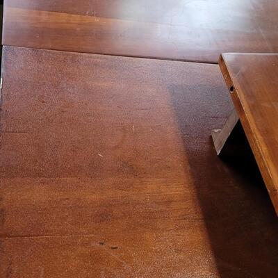 Lot 360: Cherry Wood Dining Table (has 3 total Leaves)