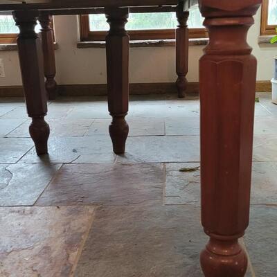 Lot 360: Cherry Wood Dining Table (has 3 total Leaves)